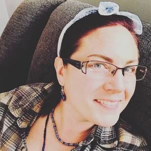 Meet your Posher, April